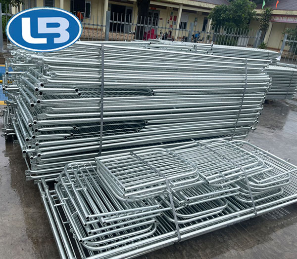 Galvanized pig pen frame
